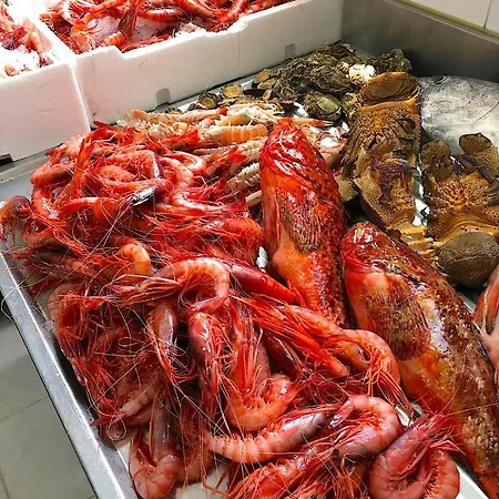 Lo Scalo Marina Di Novaglie Frühstückspension 4*
