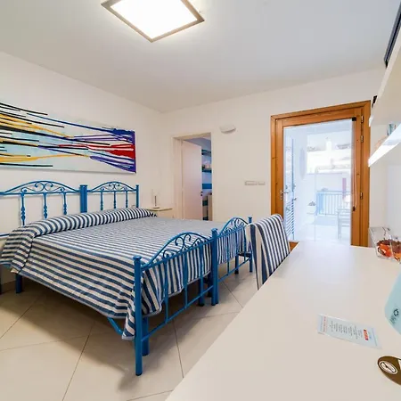 Lo Scalo Marina Di Novaglie Bed & Breakfast Alessano