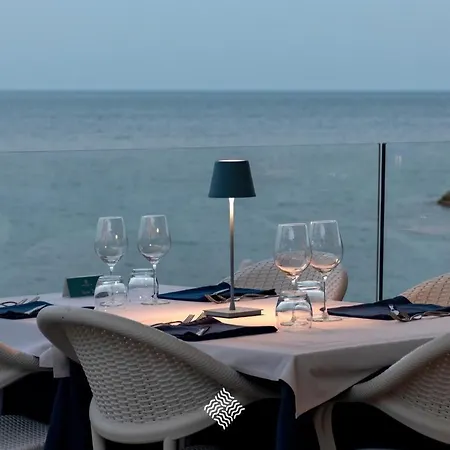 Lo Scalo Marina Di Novaglie