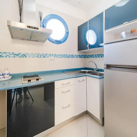 Lo Scalo Marina Di Novaglie 4* Alessano