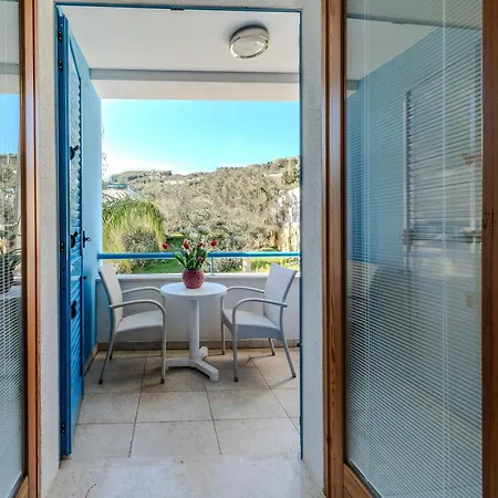 Bed & Breakfast Lo Scalo Marina Di Novaglie