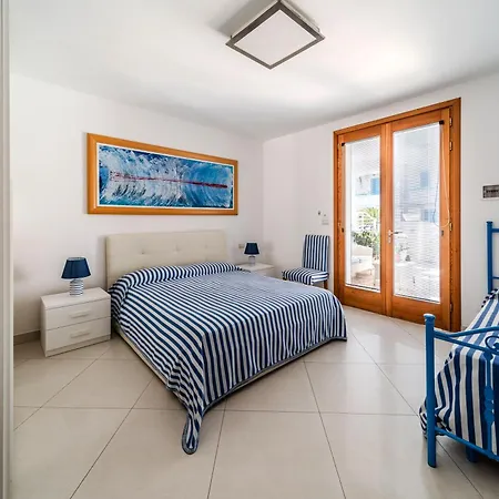 Bed & Breakfast Lo Scalo Marina Di Novaglie